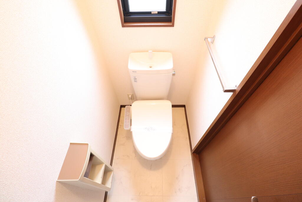 トイレ　温水洗浄便座♪