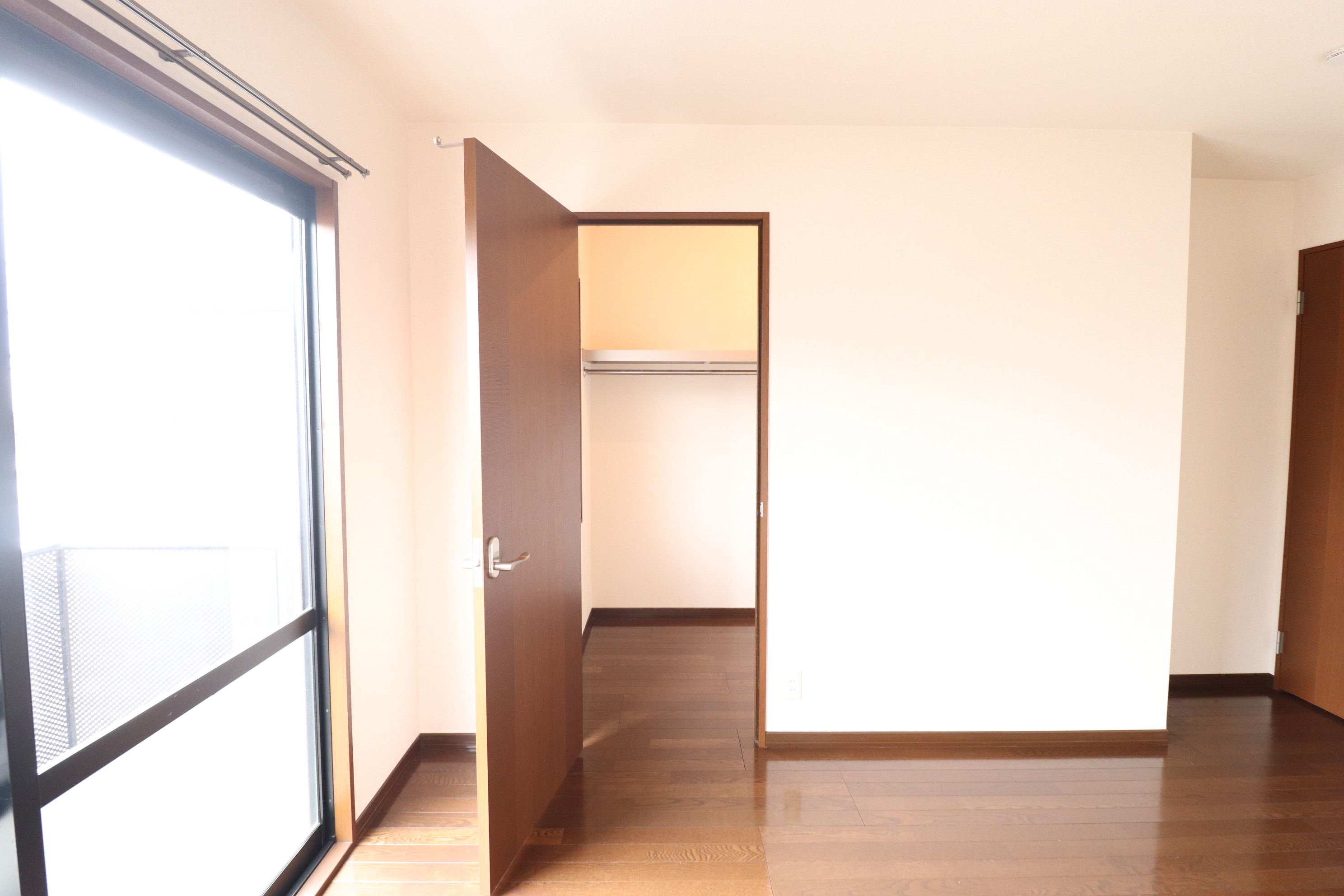 居室・リビング　5.7帖のダイイング♪