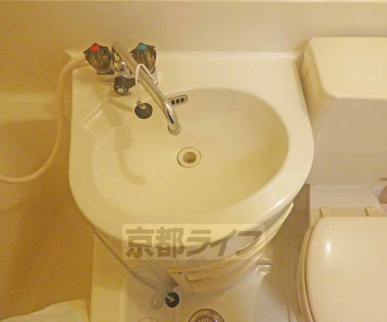 洗面設備　洗面所です。