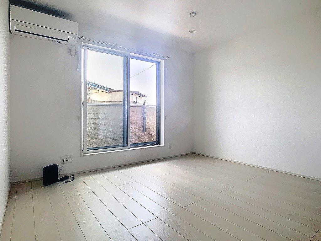 居室・リビング　※他室参照（反転タイプ）