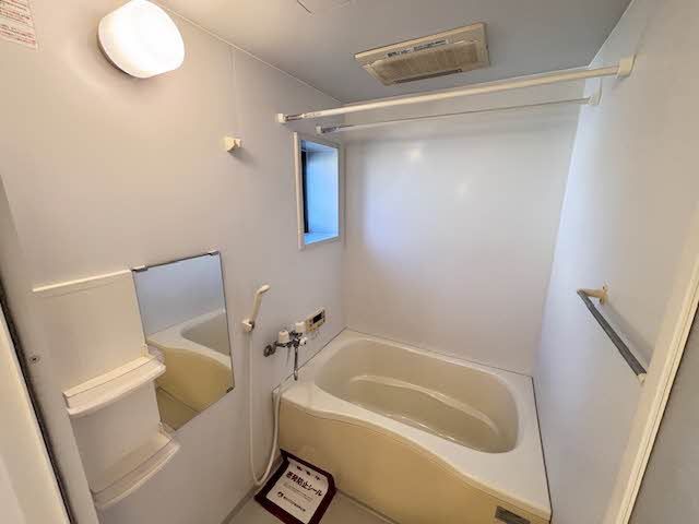 バス・シャワールーム　バスルーム