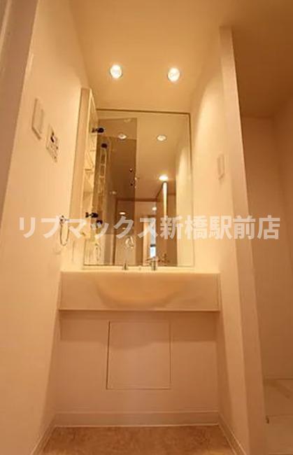 洗面設備　モデルルームの写真です
