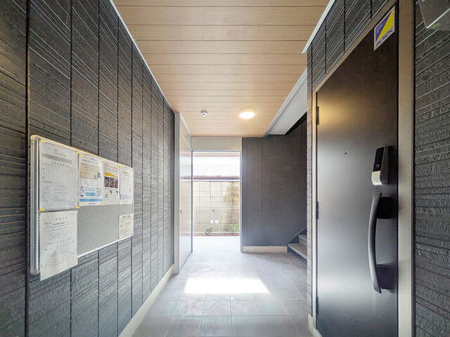 エントランス　オートロック