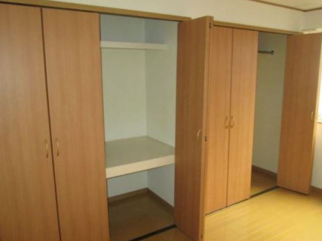 収納　クローゼット