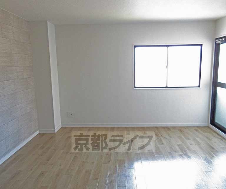 居室・リビング　広いです。