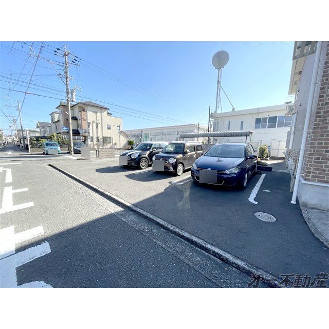 駐車場　駐車場