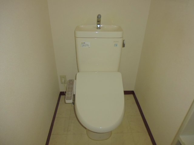 トイレ　ウォシュレット