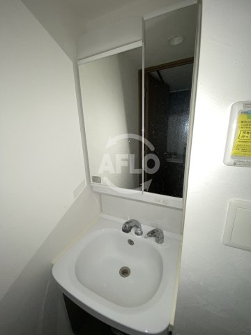 洗面設備　レシオス大阪城公園　独立洗面台