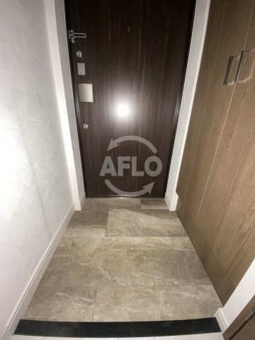 玄関　レシオス大阪城公園　玄関