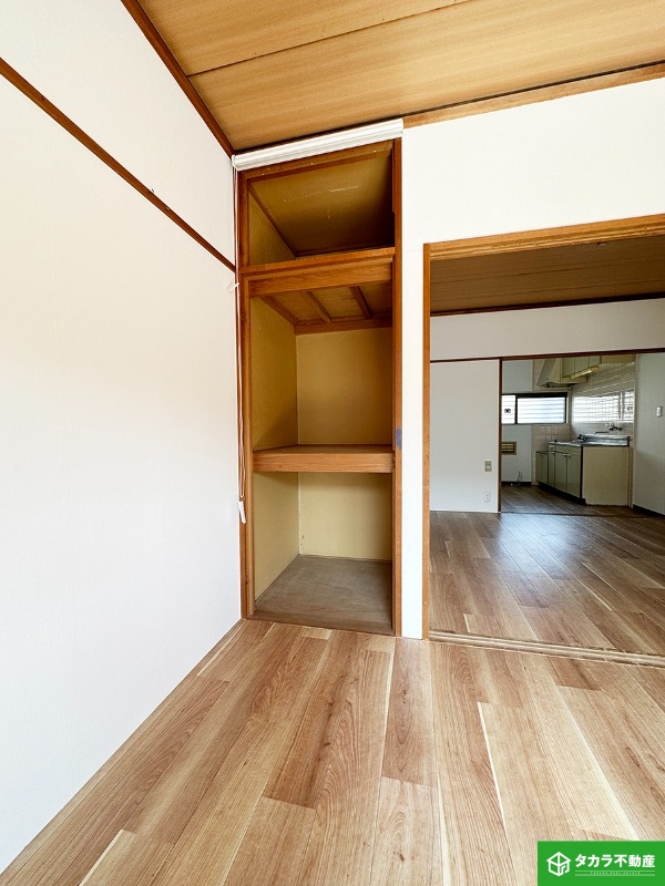 収納　ロールカーテン画像は１０５号室