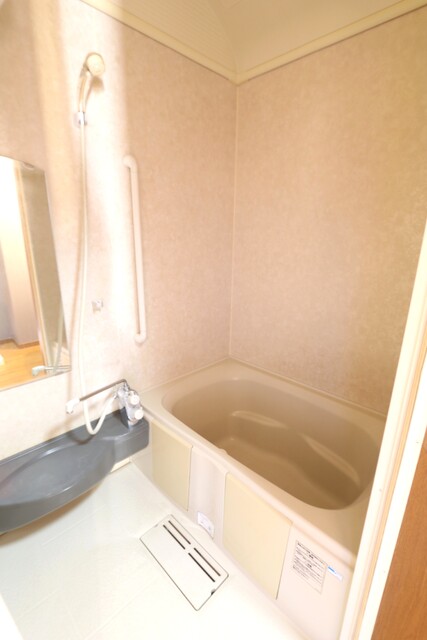 バス・シャワールーム　☆バス・トイレ別☆