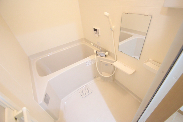 バス・シャワールーム　※別室の参考写真です。