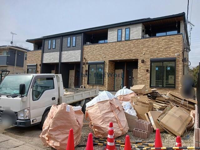 建物外観　建築中