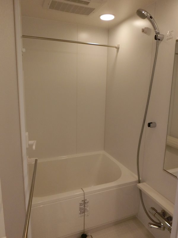 バス・シャワールーム　バス