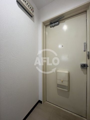 玄関　レクシア西中島III　玄関