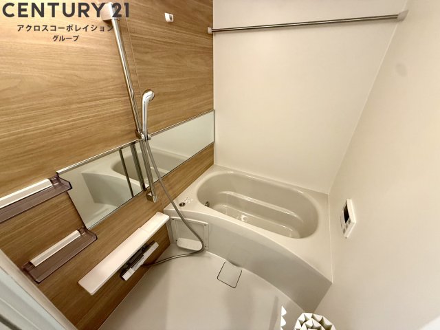 バス・シャワールーム　追い焚き機能付き