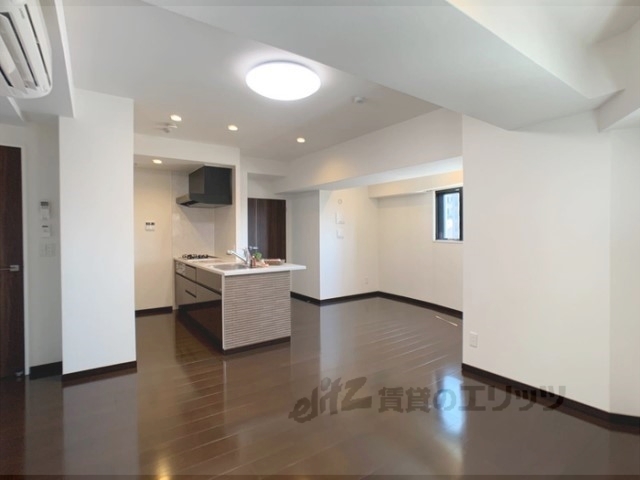 居室・リビング　リビング