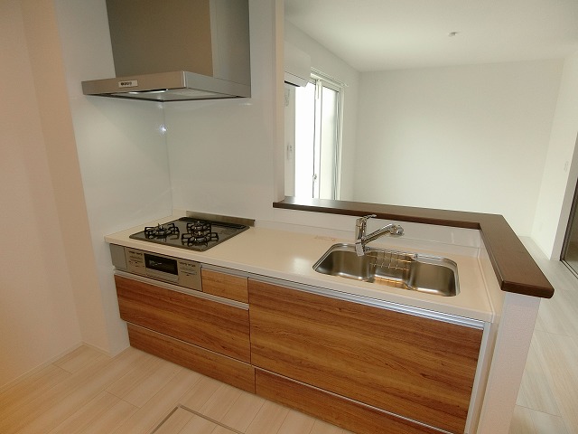 キッチン　【ドラッグストア】マツモトキヨシ甲子園口駅前店まで958ｍ