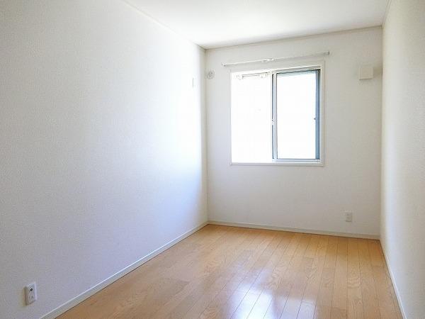その他部屋・スペース　明るい洋室！