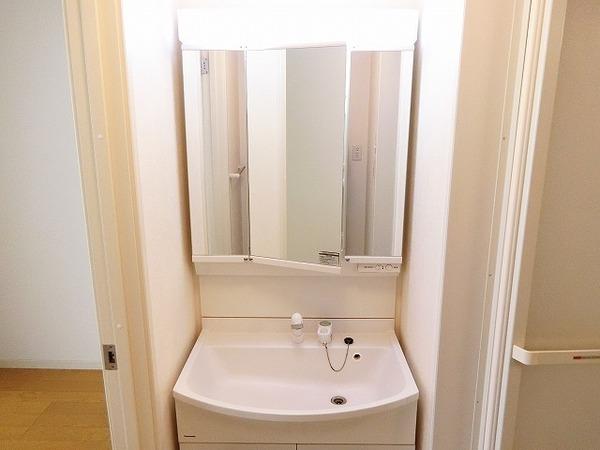 洗面設備　シャンプードレッサー！