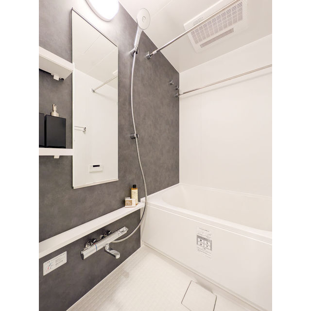 バス・シャワールーム　※家具・家電の備え付けはありません