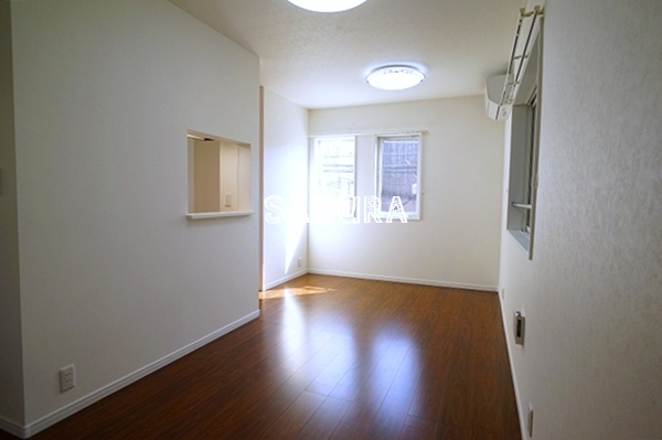 居室・リビング　開放感のあるゆったりとしたお部屋です♪