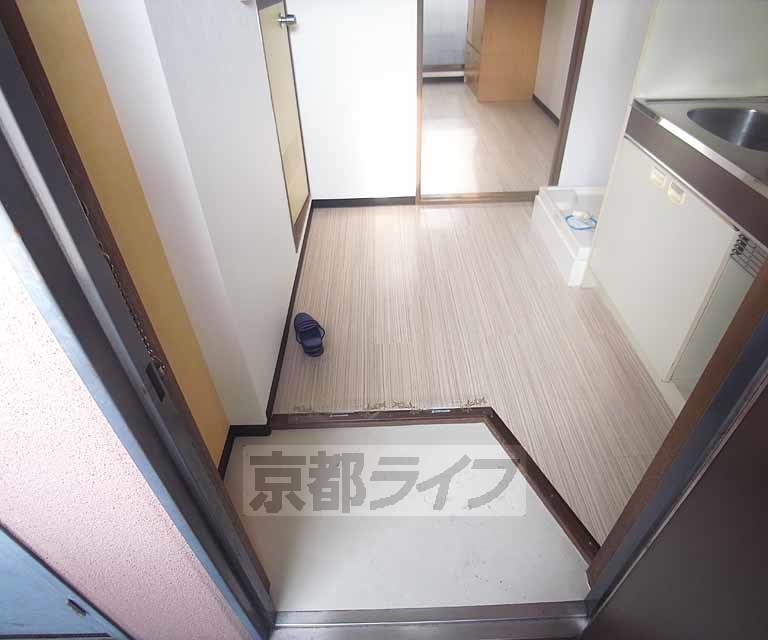 玄関　明るい玄関です。