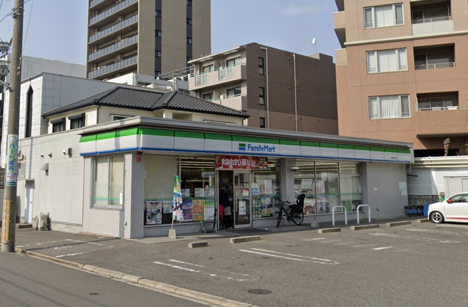 コンビニ　ファミリーマート 瑞穂内方町店（コンビニ）まで270m