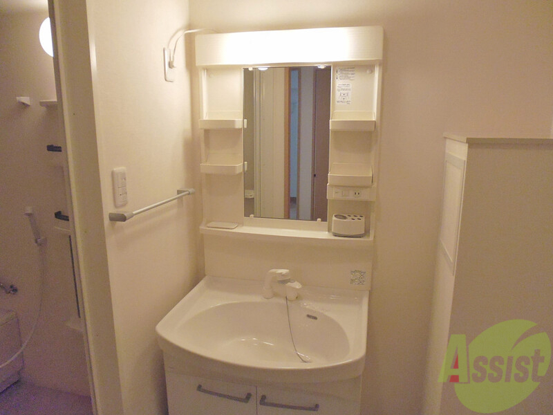 洗面設備　寝癖をなおしてレッツらＧＯ。シャンドレついてますよー