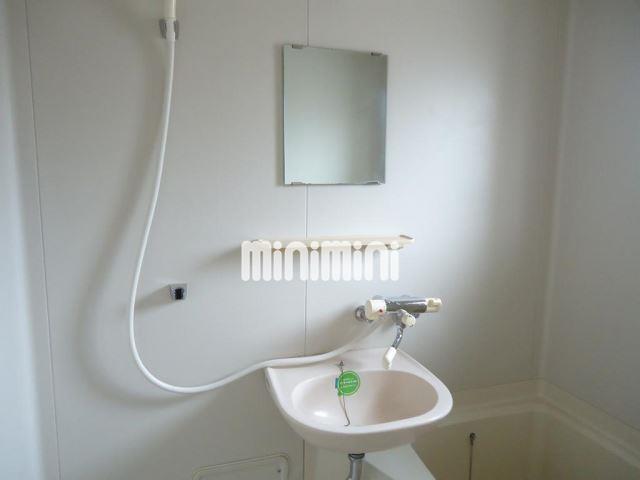 洗面設備　＊同物件・別部屋のイメージです。