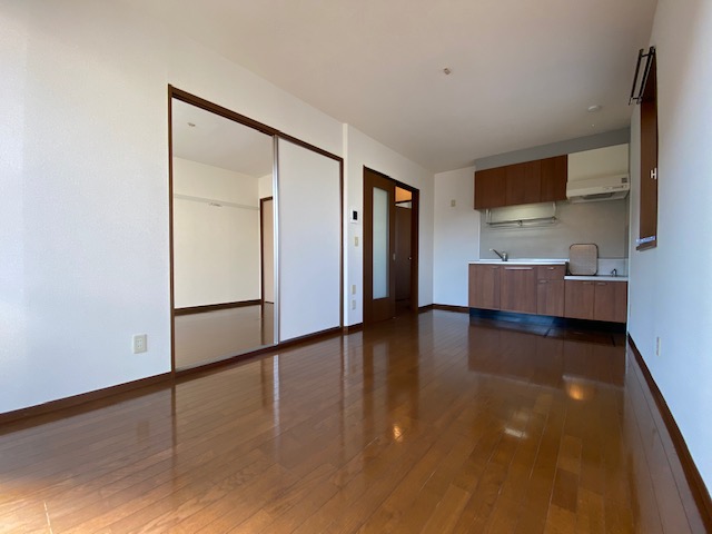 居室・リビング　以下同タイプ参考画像