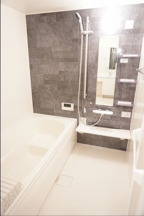 バス・シャワールーム　バスルーム