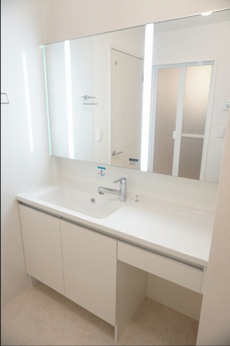 洗面設備　洗髪洗面化粧台