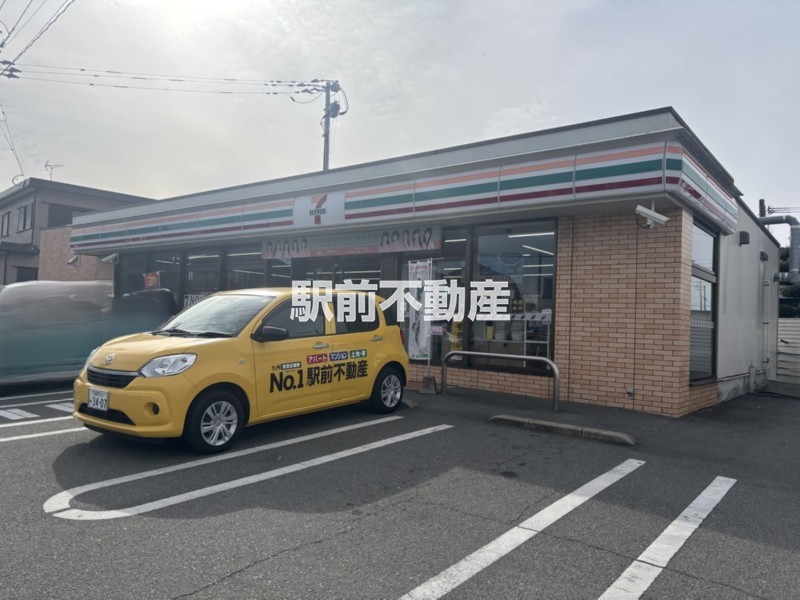 コンビニ　セブンイレブン筑後一条店（コンビニ）まで600m