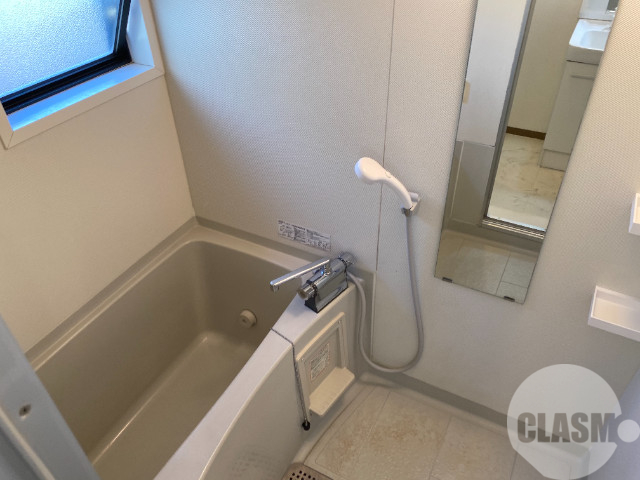 バス・シャワールーム　浴室乾燥機＆追い焚き機能付きバス♪