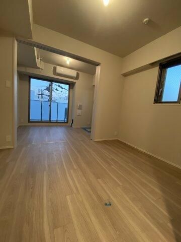 居室・リビング　居間です