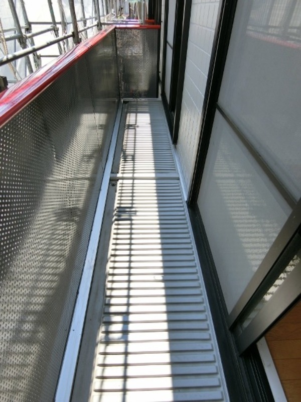 バルコニー　図面と現状に相違がある場合には現状を優先