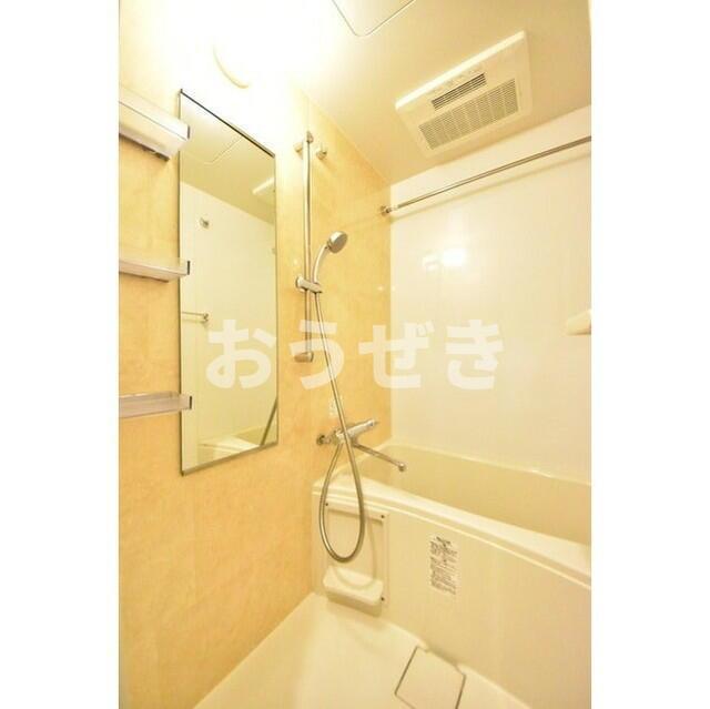 バス・シャワールーム　?