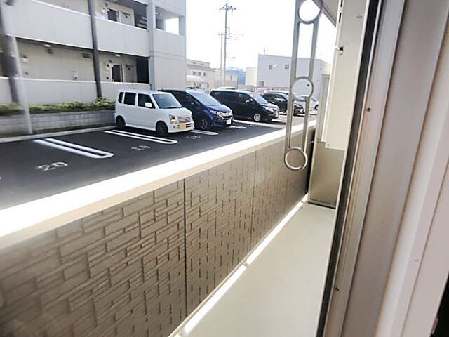 バルコニー　ベランダ