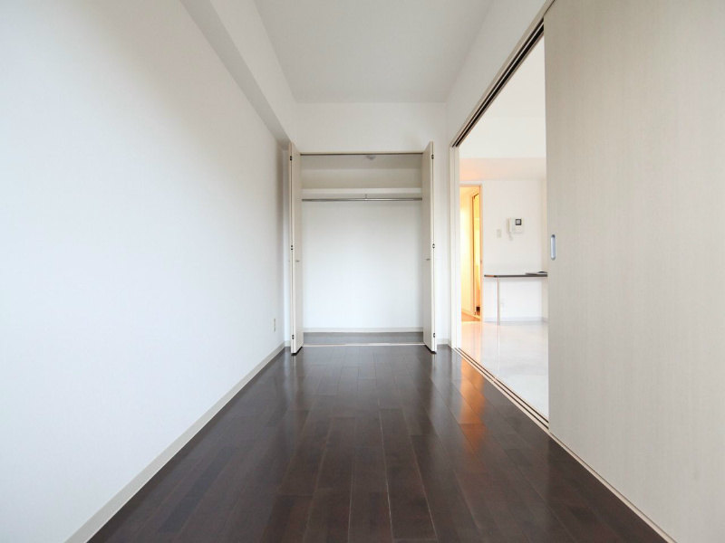 その他部屋・スペース　洋室5帖　クローゼット付（収納充実してます）