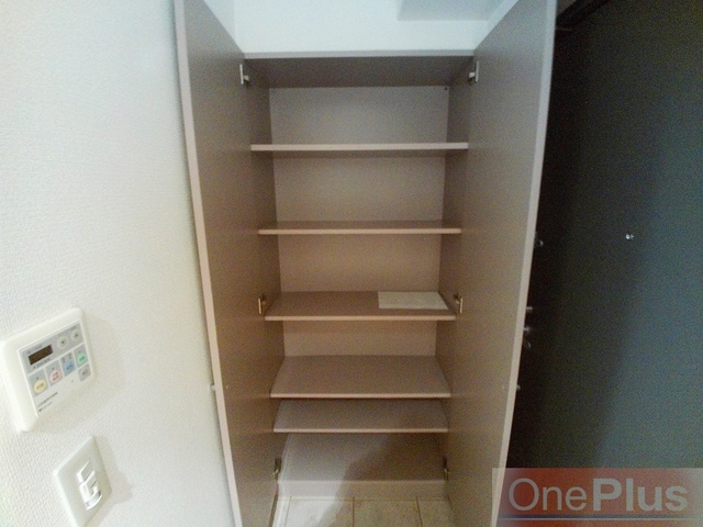 収納　シューズボックス