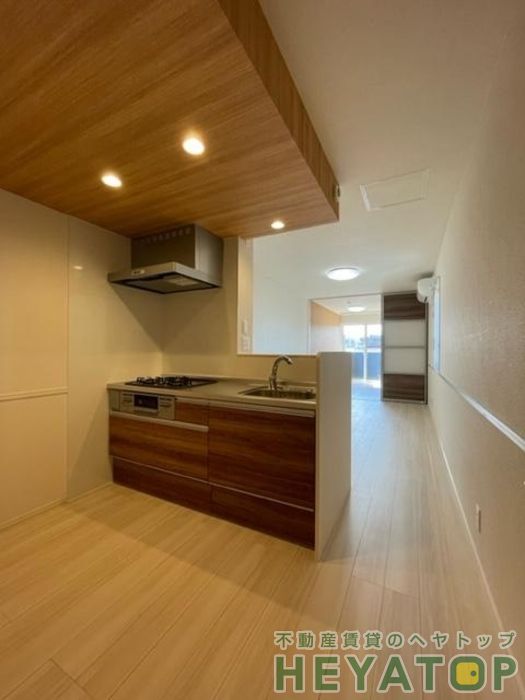 キッチン　毎日のお料理が楽しくなるシステムキッチン完備