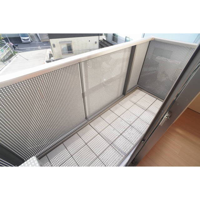 バルコニー　バルコニーも日当たり良好♪