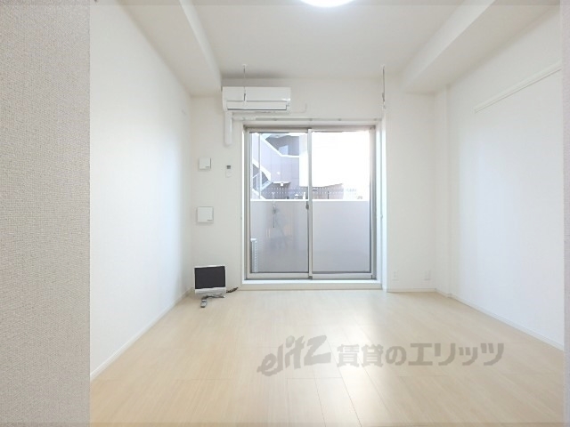 居室・リビング　居室