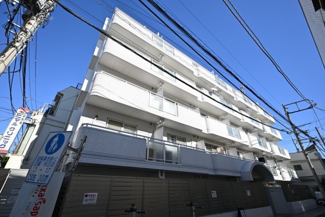 建物外観　外観は落ち着いています