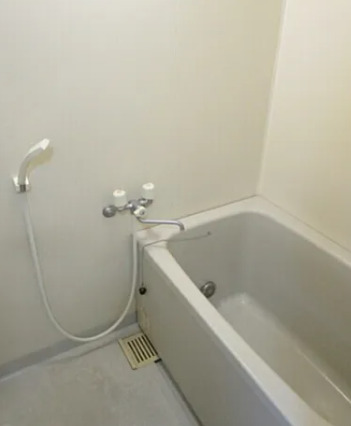 バス・シャワールーム　※別部屋の参考写真です。