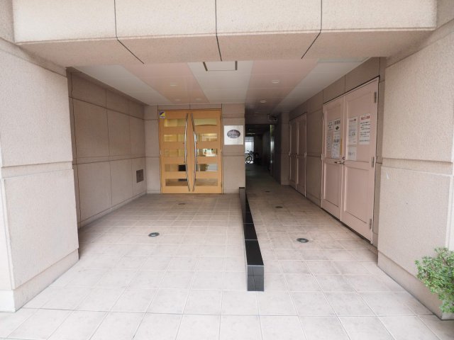 エントランス　ディナスティ松屋町II