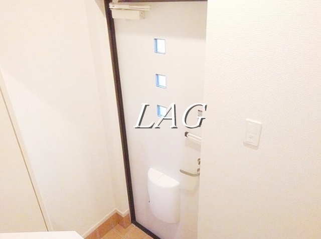 玄関　玄関です。