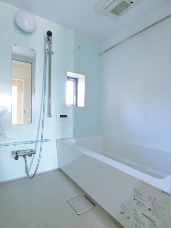 バス・シャワールーム　図面と現状に相違がある場合には現状を優先