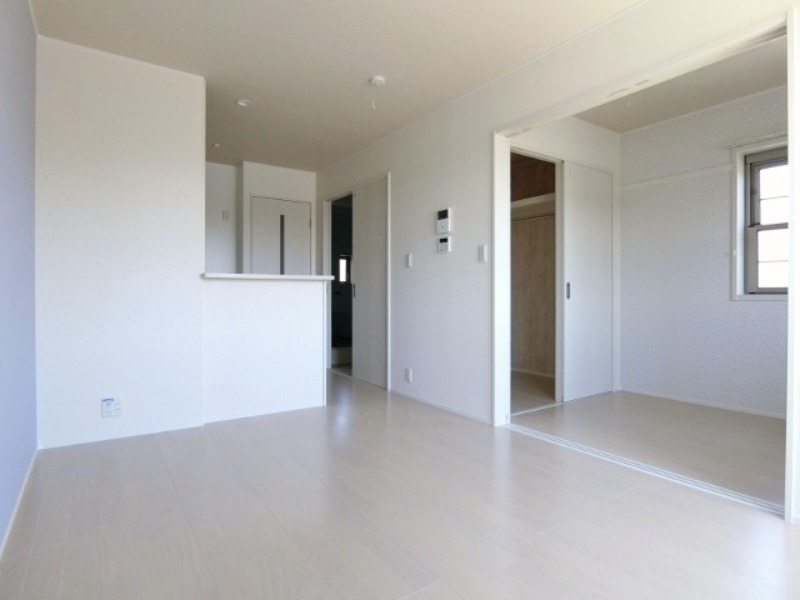 居室・リビング　図面と現状に相違がある場合には現状を優先